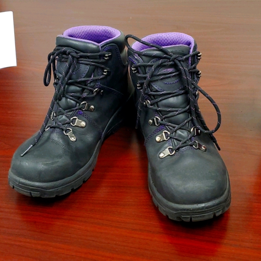 Avenger Steel Toe work boots